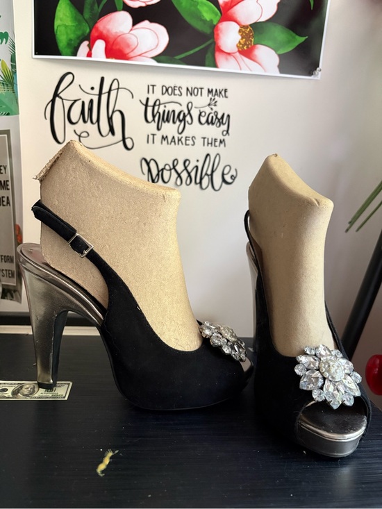 Spiegel Shoes - Spiegel Black Slingback Peep-Toe Heels with Rhinestone Brooch